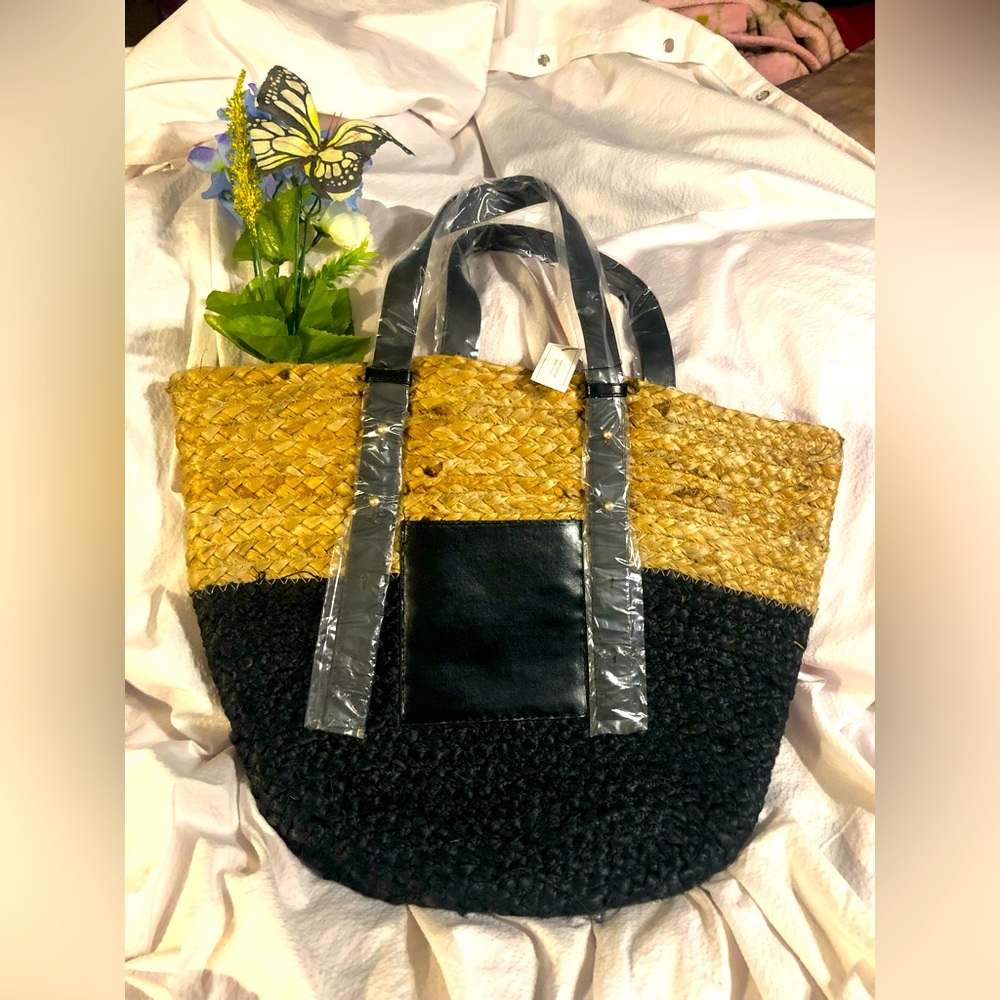 NWT Handmade Jute adjustable strap front pocket shopper tote bag